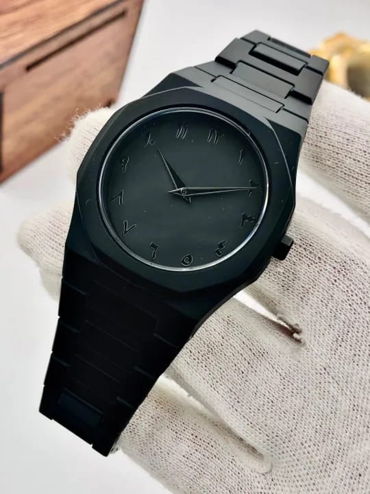 Black Aura Watch (Fiber Quality)